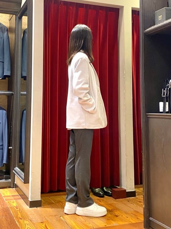 かわぴーさんの「TAKEO KIKUCHI｜ハットモチーフ ジャカード ストライプ シャツ」を使ったコーディネート