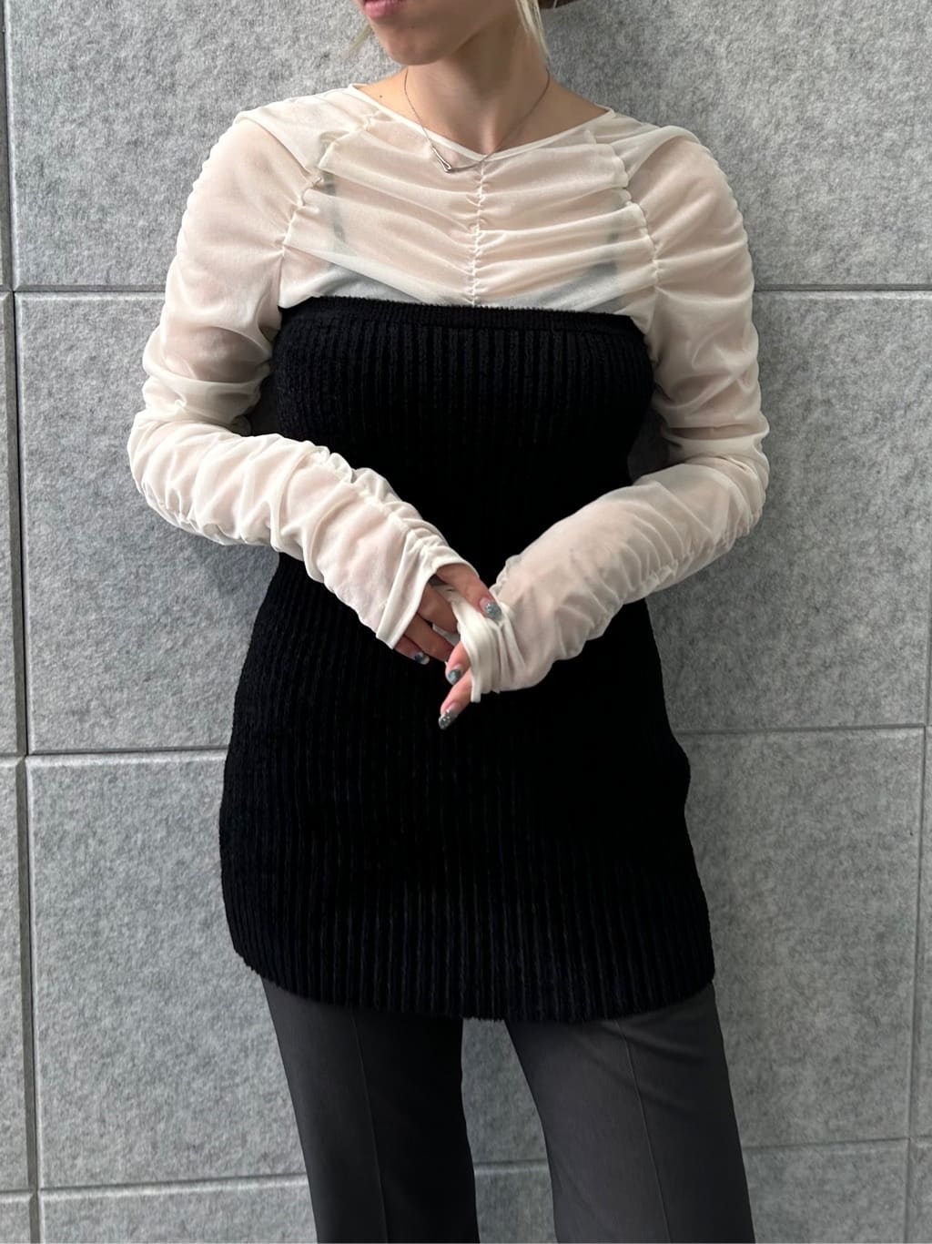 honoka Aさんの「CODE A｜sheer gathered jersey top」を使ったコーディネート