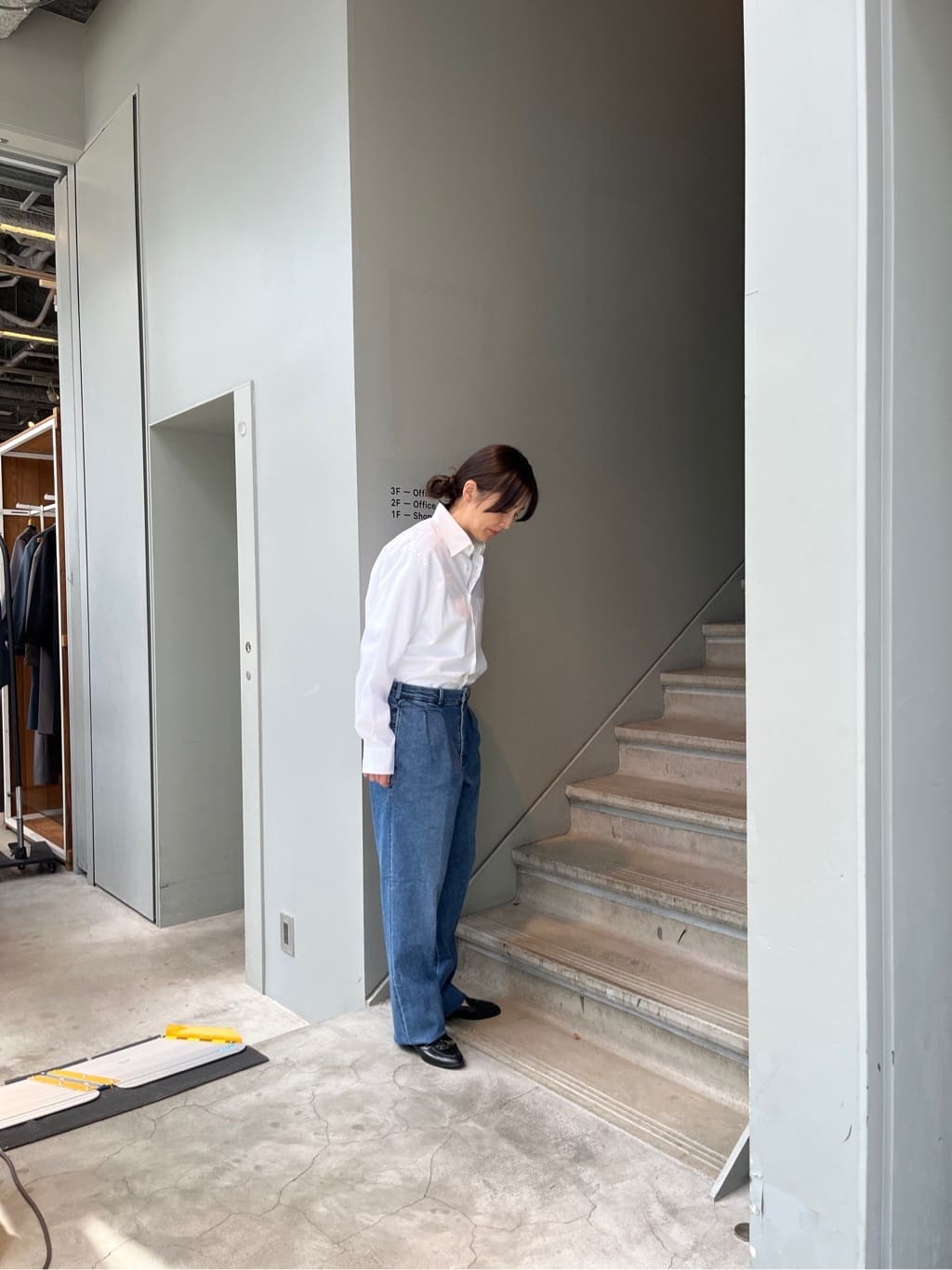 神野（jinno）さんの「TAKEO KIKUCHI｜【THE FLAGSHIP】スーピマ ツイル シャツ」を使ったコーディネート