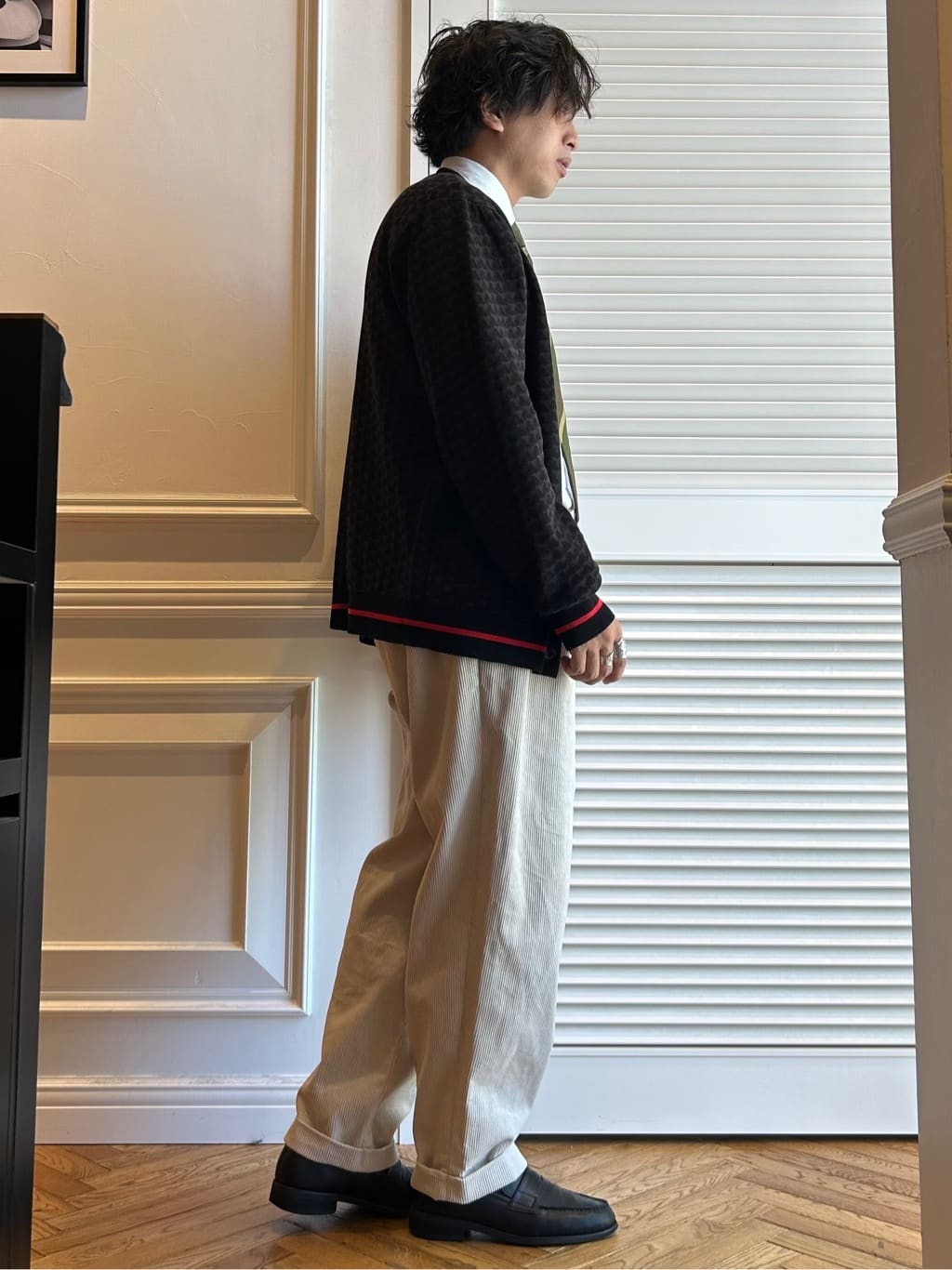 須田　慎二郎さんの「DRESSTERIOR｜【撥水加工/Safari5月号掲載】ローファー」を使ったコーディネート