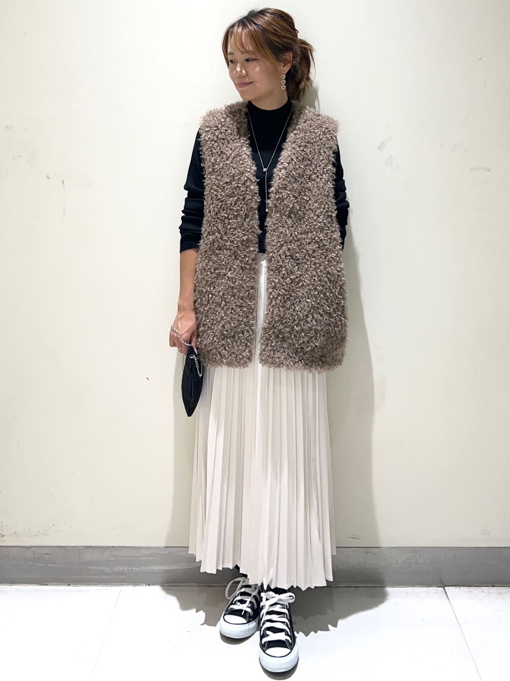 meeさんの「OPAQUE.CLIP｜CONVERSE キャンバス オールスター HI」を使ったコーディネート