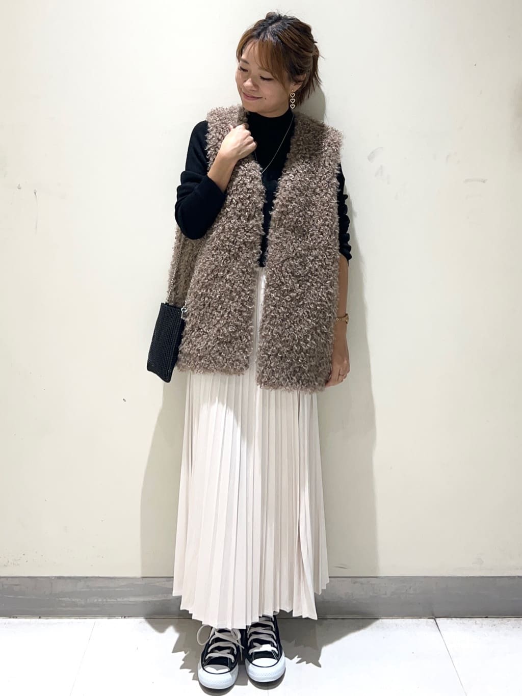 meeさんの「OPAQUE.CLIP｜CONVERSE キャンバス オールスター HI」を使ったコーディネート