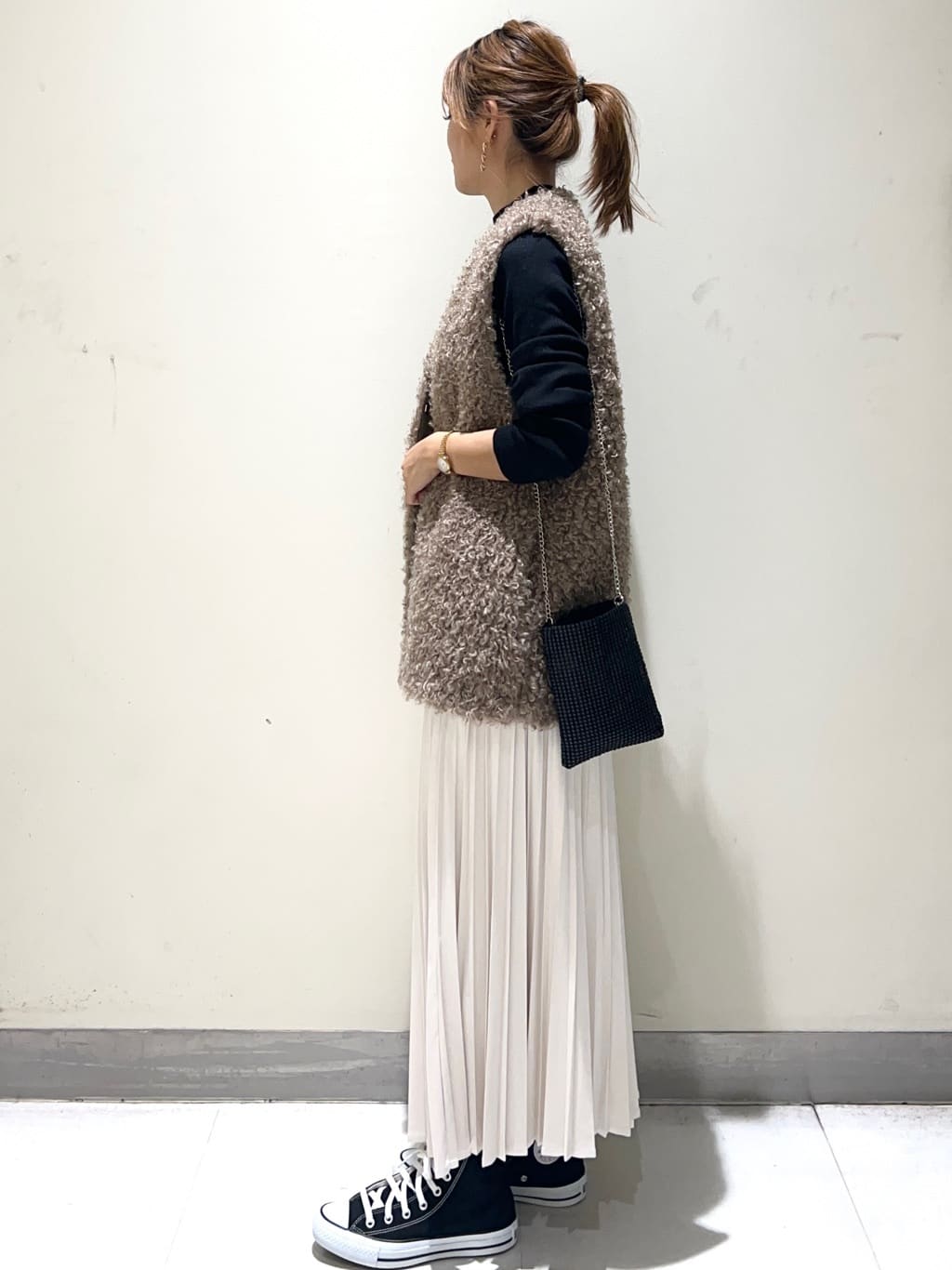 meeさんの「OPAQUE.CLIP｜CONVERSE キャンバス オールスター HI」を使ったコーディネート