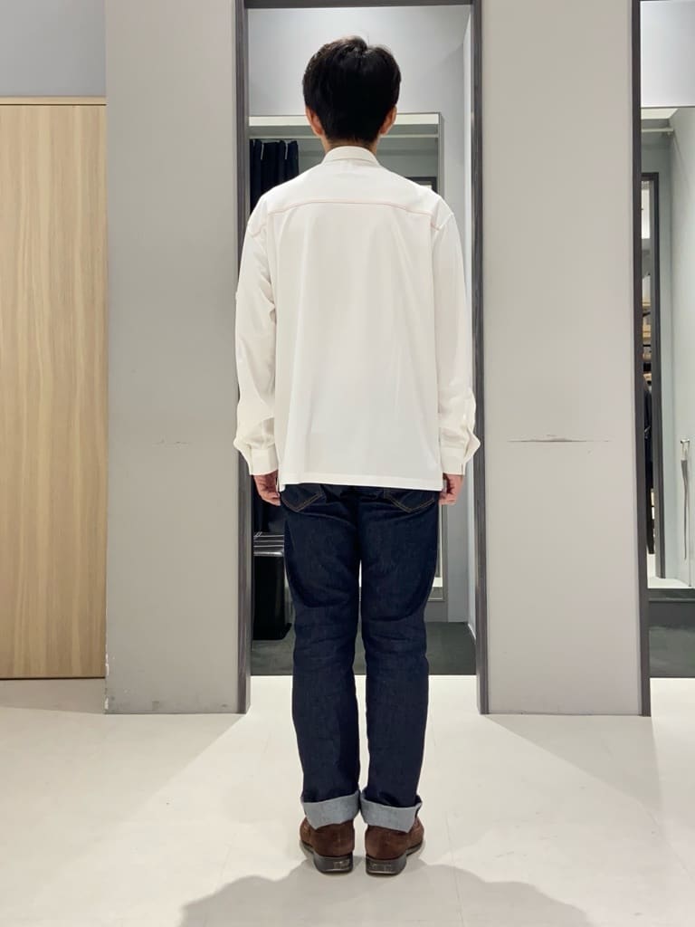 わいずみさんの「TAKEO KIKUCHI｜【モンスターストレッチ】日本製 ワンウォッシュ デニムパンツ」を使ったコーディネート