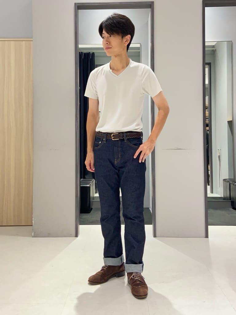 わいずみさんの「TAKEO KIKUCHI｜【モンスターストレッチ】日本製 ワンウォッシュ デニムパンツ」を使ったコーディネート