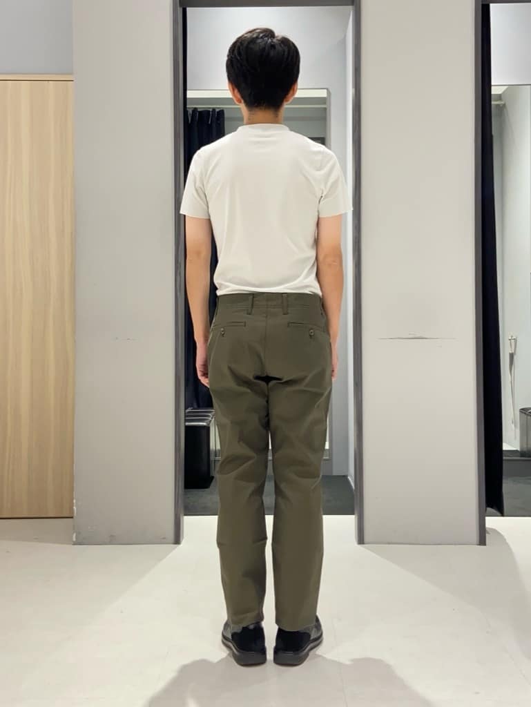 わいずみさんの「TAKEO KIKUCHI｜【全7サイズ&times;8色展開！】トップマルチヘリンボン パンツ」を使ったコーディネート