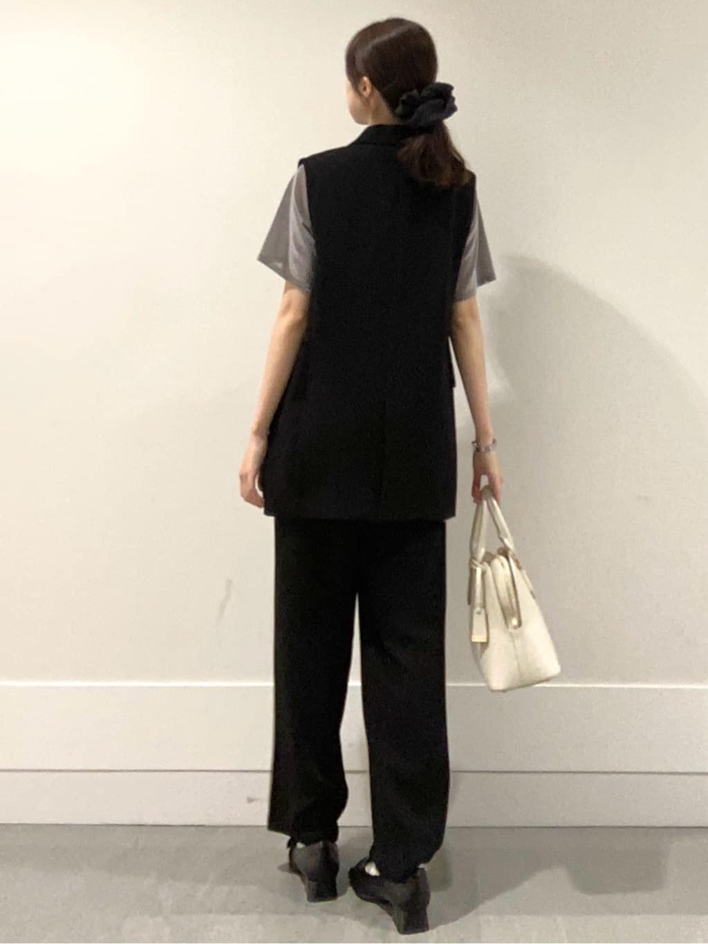 mioさんの「UNTITLED｜【追加8／名品】2WAYポケットボストンバッグ」を使ったコーディネート