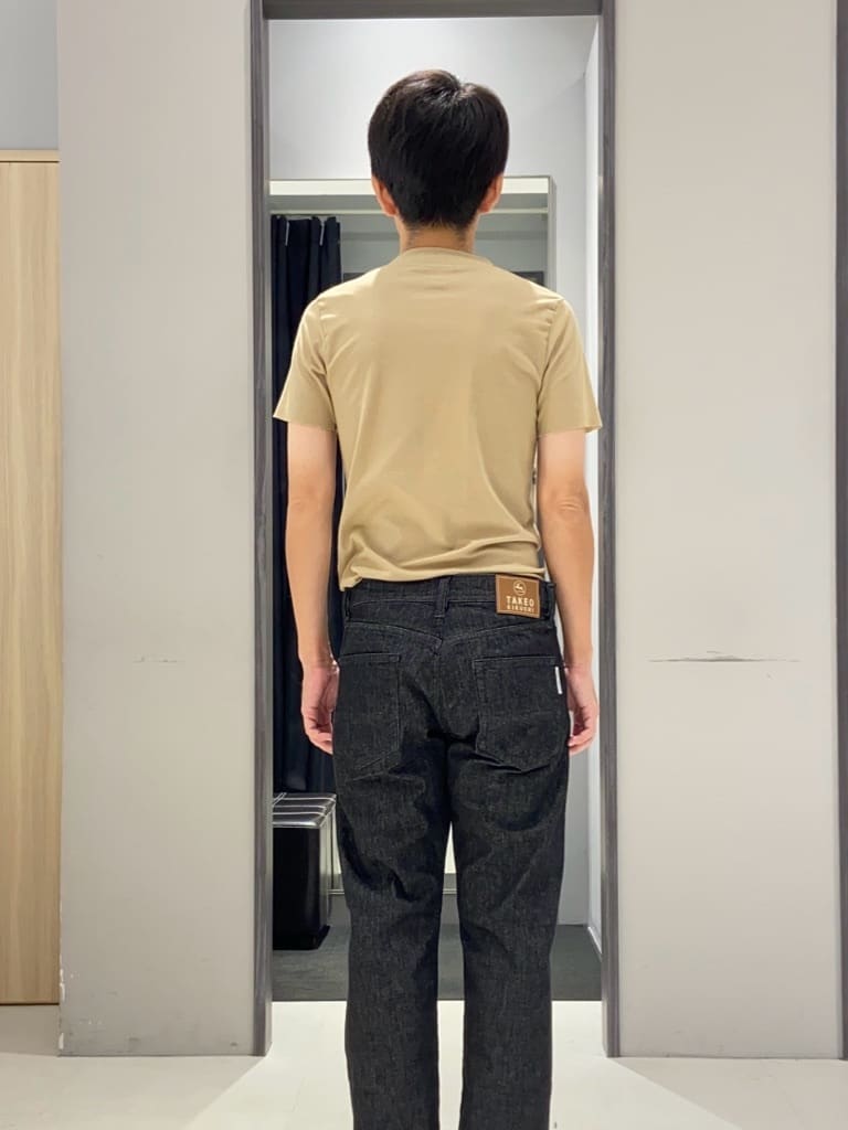 わいずみさんの「TAKEO KIKUCHI｜【モンスターストレッチ】日本製 ワンウォッシュ デニムパンツ」を使ったコーディネート