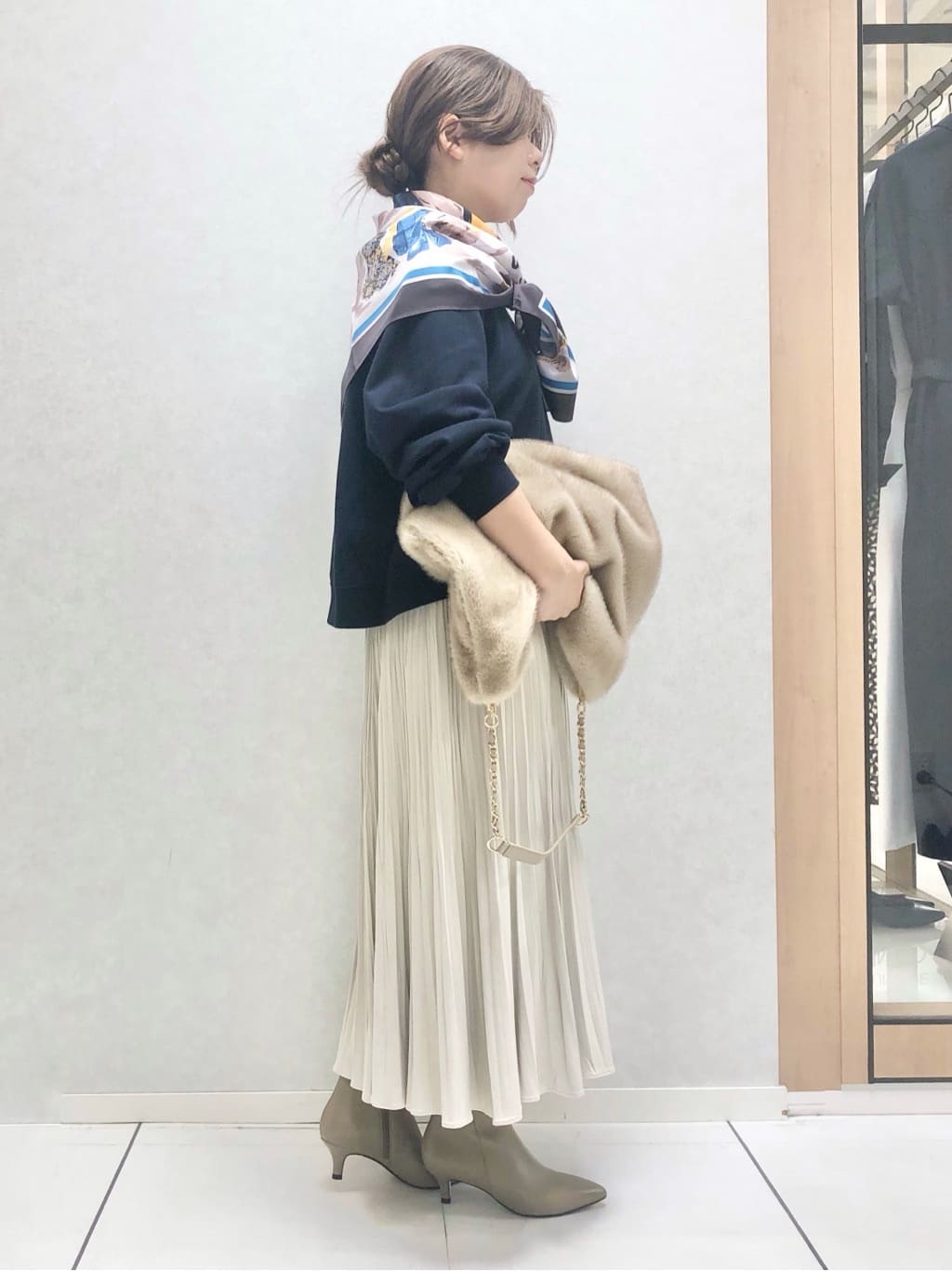 sayuさんの「UNTITLED｜【古畑星夏さん着用】トルソープリントスカーフ」を使ったコーディネート