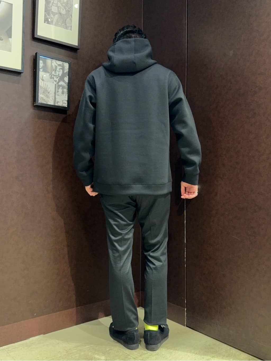 shuheiさんの「TAKEO KIKUCHI｜【ONOFF対応】TRダブルニット ストレッチパンツ」を使ったコーディネート