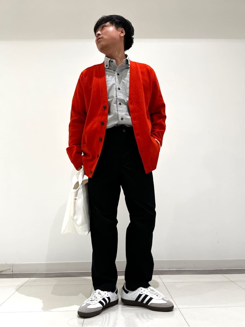 MATSUBARAさんの「DRESSTERIOR｜オックスフォード ラウンドカラーシャツ」を使ったコーディネート