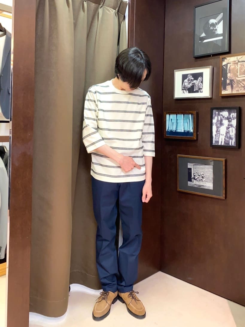 コバヤシさんの「TAKEO KIKUCHI｜【オフィスカジュアル対応】ドレス チノパンツ」を使ったコーディネート