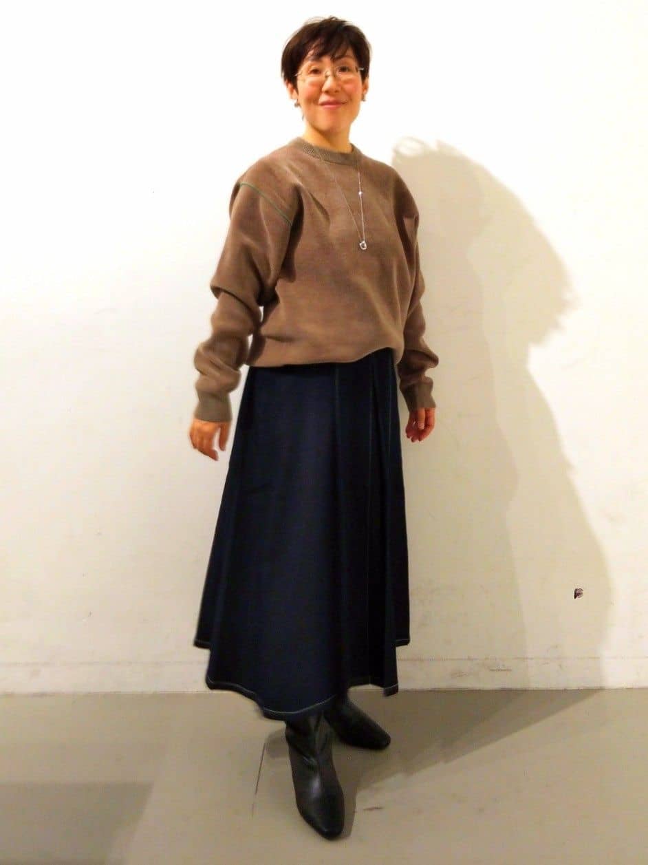 kodamaさんの「THE SHOP TK｜シーズンレスで使える デニムタックスカート/洗える」を使ったコーディネート
