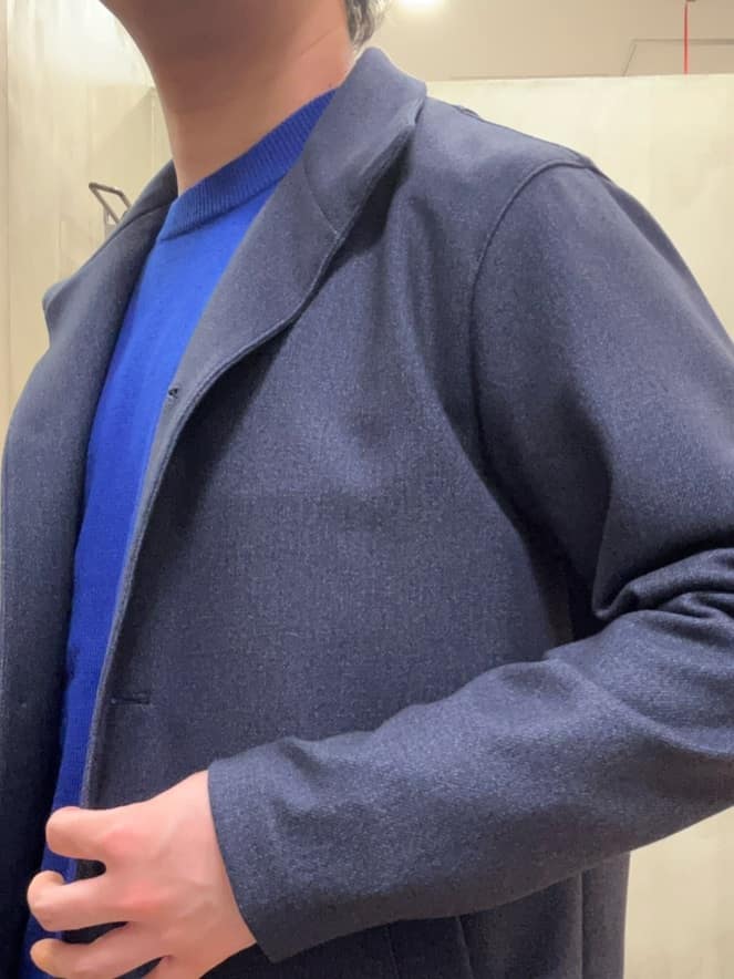 コウノ モトヤさんの「TAKEO KIKUCHI｜【DOWN FABRIC】ダウンファブリック スタンドカラーブルゾン」を使ったコーディネート