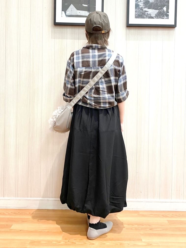 ユ（yu）さんの「SHOO･LA･RUE｜」を使ったコーディネート