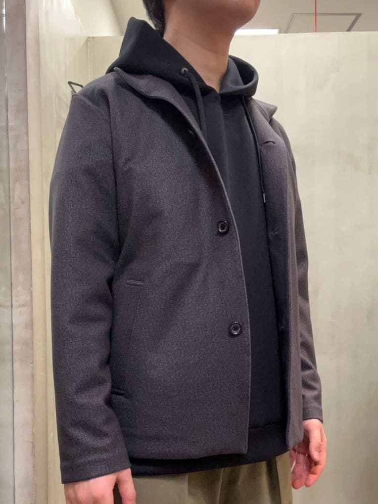 コウノ モトヤさんの「TAKEO KIKUCHI｜【DOWN FABRIC】ダウンファブリック スタンドカラーブルゾン」を使ったコーディネート