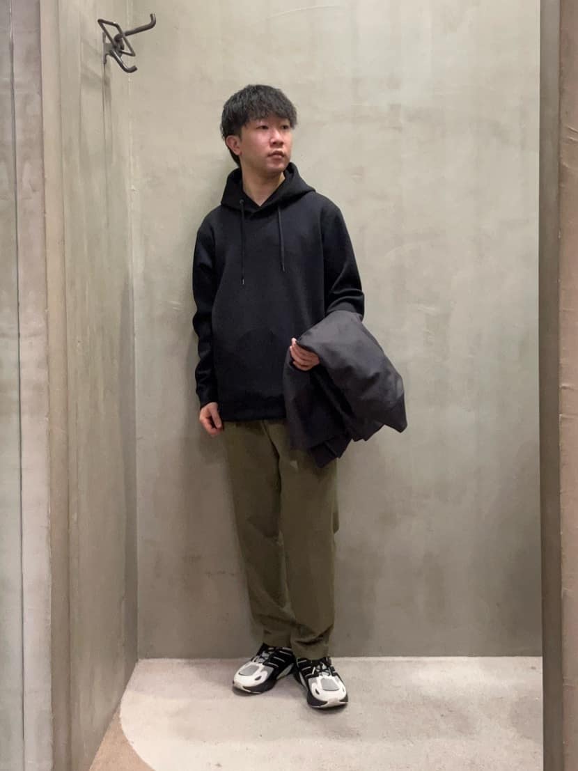 コウノ モトヤさんの「TAKEO KIKUCHI｜【DOWN FABRIC】ダウンファブリック スタンドカラーブルゾン」を使ったコーディネート