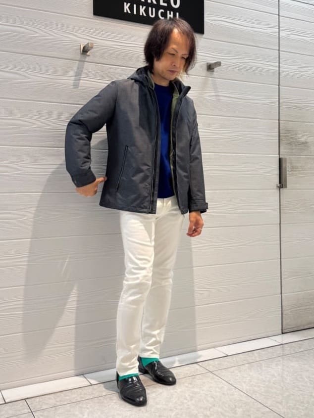 井出恭輔さんの「TAKEO KIKUCHI｜【Sサイズ～】ストレッチ デニム パンツ」を使ったコーディネート