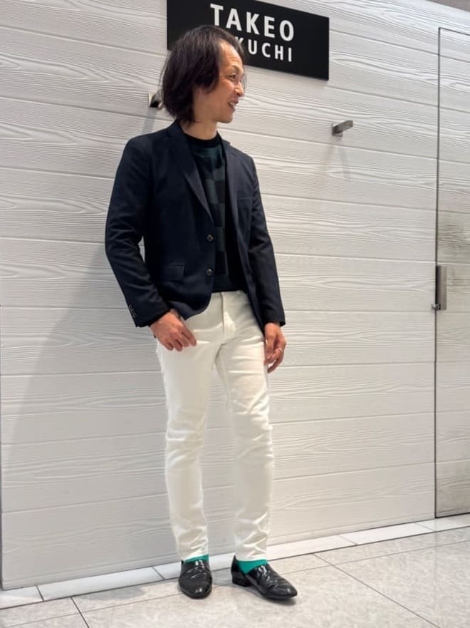 井出恭輔さんの「TAKEO KIKUCHI｜【Sサイズ～】ストレッチ デニム パンツ」を使ったコーディネート