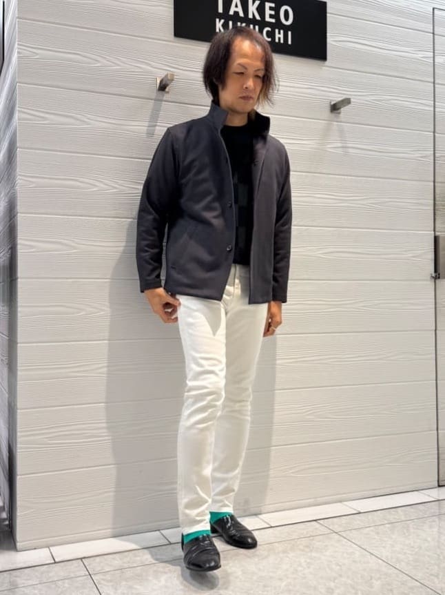 井出恭輔さんの「TAKEO KIKUCHI｜【DOWN FABRIC】ダウンファブリック スタンドカラーブルゾン」を使ったコーディネート