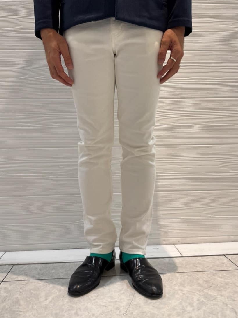 井出恭輔さんの「TAKEO KIKUCHI｜【DOWN FABRIC】ダウンファブリック スタンドカラーブルゾン」を使ったコーディネート