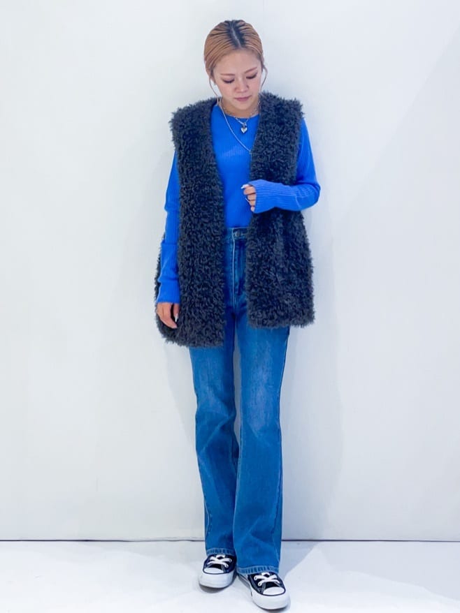 manaさんの「OPAQUE.CLIP｜CONVERSE キャンバス オールスター HI」を使ったコーディネート