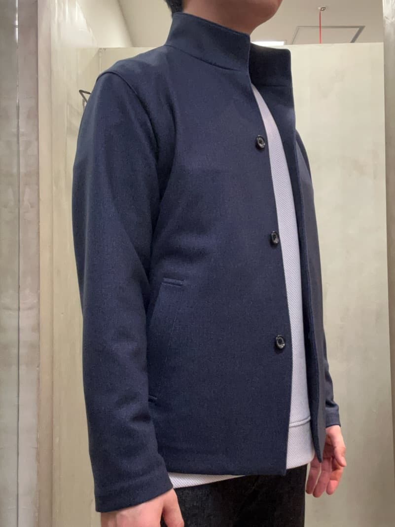 コウノ モトヤさんの「TAKEO KIKUCHI｜【DOWN FABRIC】ダウンファブリック スタンドカラーブルゾン」を使ったコーディネート