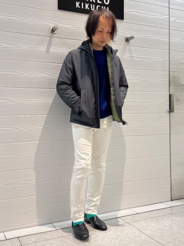 井出恭輔さんの「TAKEO KIKUCHI｜【Sサイズ～】ストレッチ デニム パンツ」を使ったコーディネート