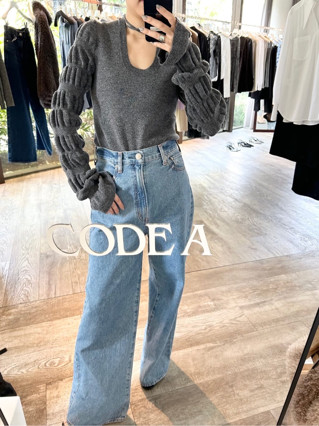 harunaさんの「CODE A｜gathered sleeves knit」を使ったコーディネート
