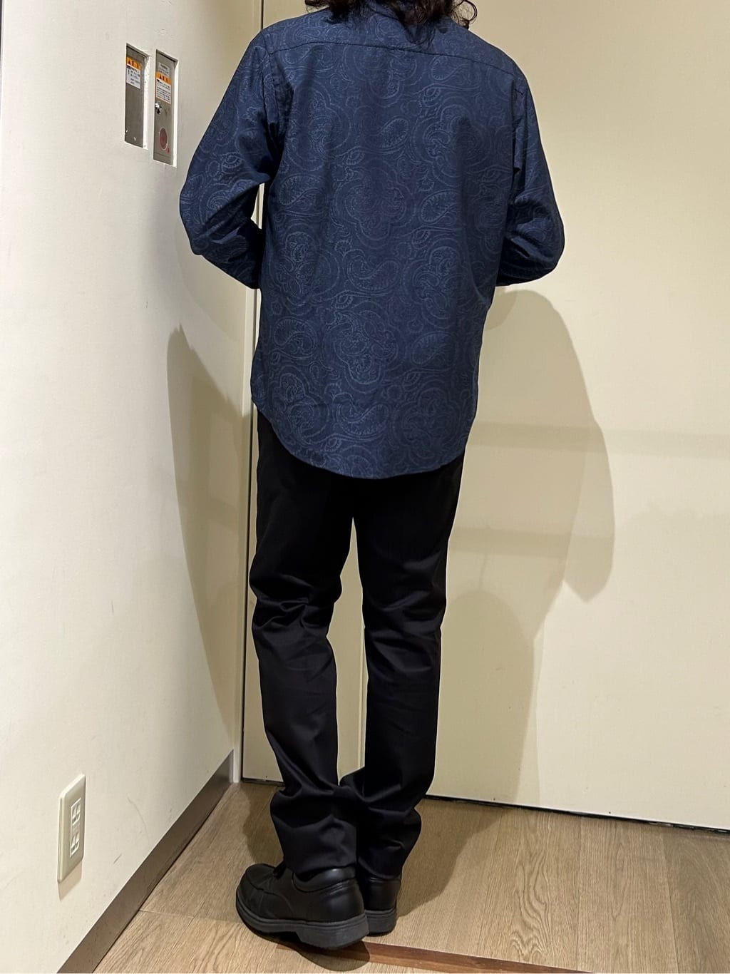 KATTUUさんの「TAKEO KIKUCHI｜【オフィスカジュアル対応】ドレス チノパンツ」を使ったコーディネート
