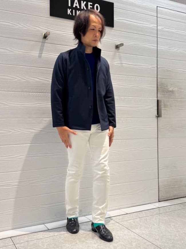 井出恭輔さんの「TAKEO KIKUCHI｜【DOWN FABRIC】ダウンファブリック スタンドカラーブルゾン」を使ったコーディネート
