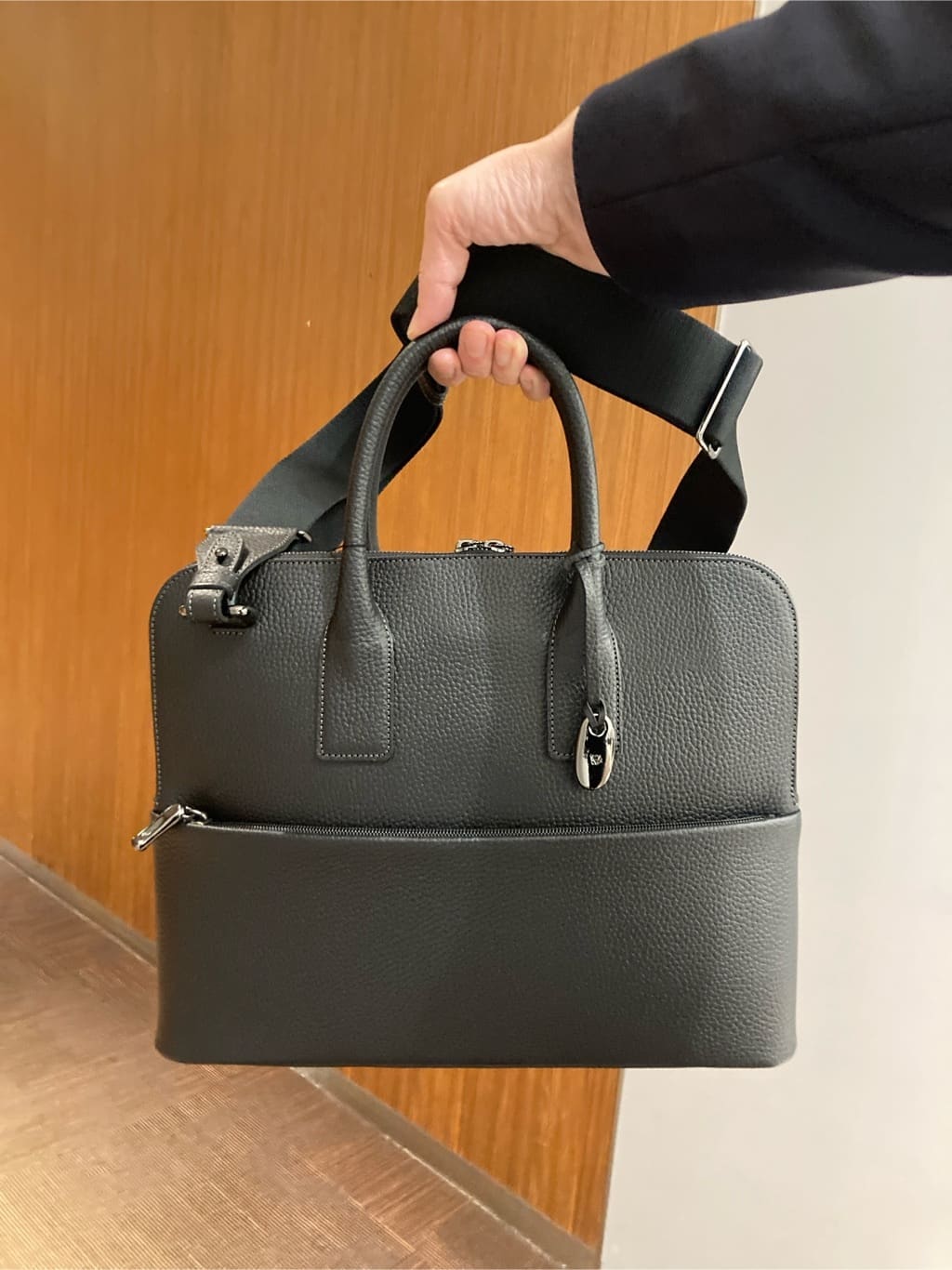 KDDさんの「TAKEO KIKUCHI｜【Made in JAPAN】ブロード レギュラーカラー ドレスシャツ」を使ったコーディネート
