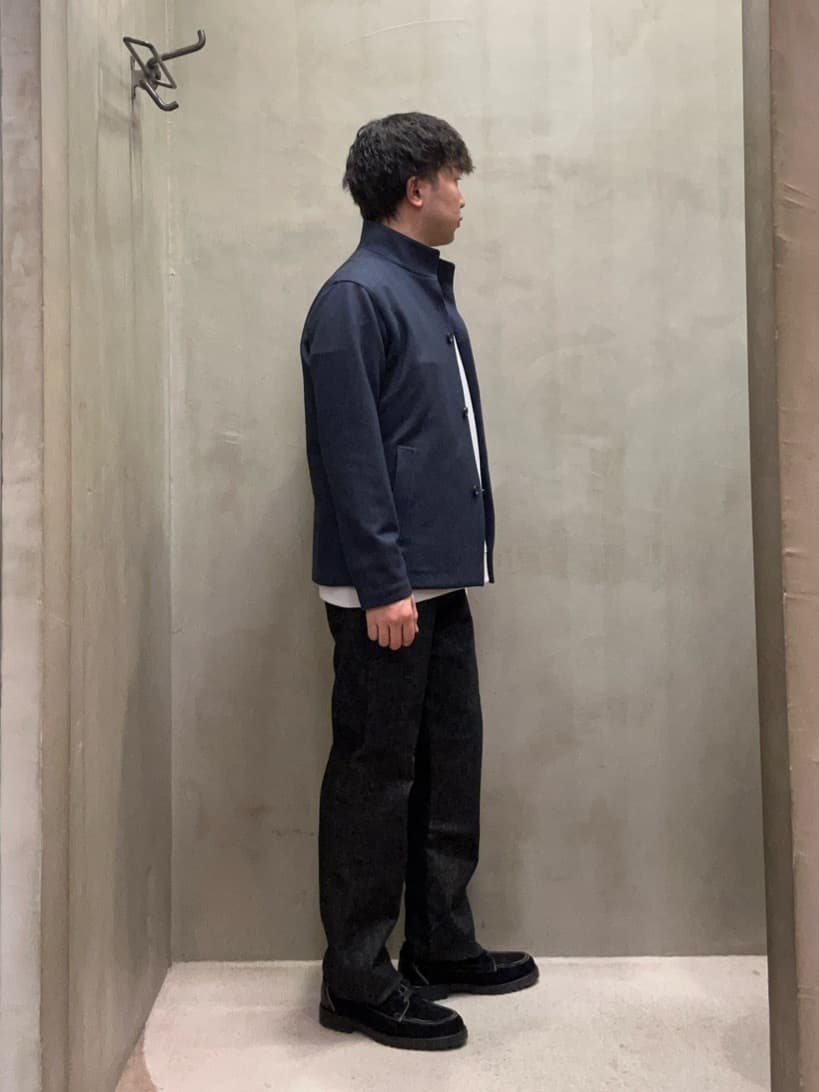 コウノ モトヤさんの「TAKEO KIKUCHI｜【DOWN FABRIC】ダウンファブリック スタンドカラーブルゾン」を使ったコーディネート