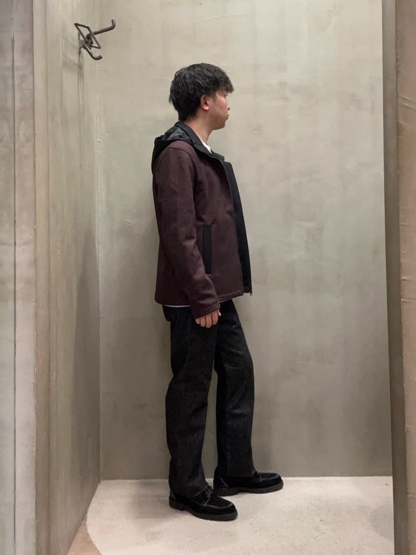 コウノ モトヤさんの「TAKEO KIKUCHI｜【モンスターストレッチ】日本製 ワンウォッシュ デニムパンツ」を使ったコーディネート