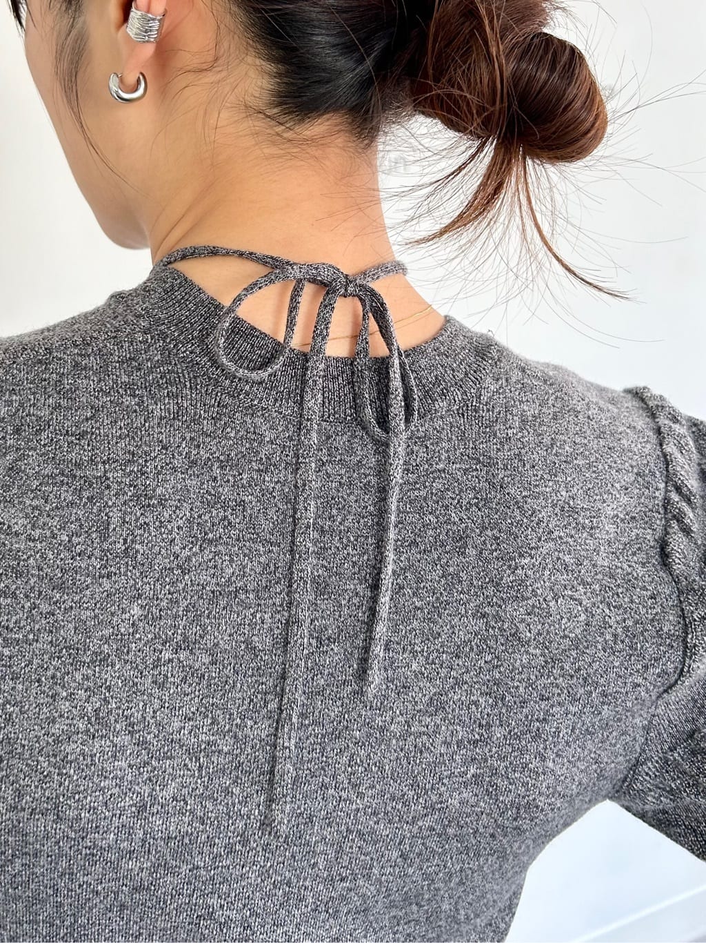 harunaさんの「CODE A｜gathered sleeves knit」を使ったコーディネート