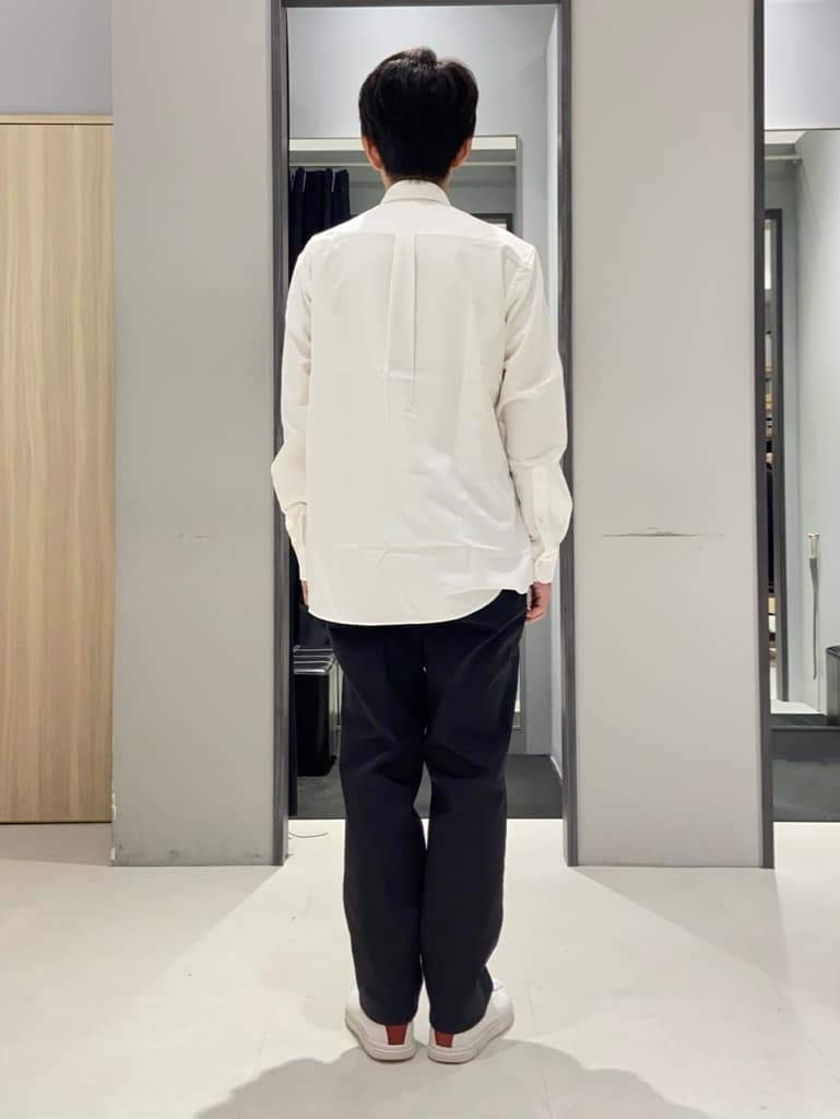 わいずみさんの「TAKEO KIKUCHI｜【オフィスカジュアル対応】ドレス チノパンツ」を使ったコーディネート