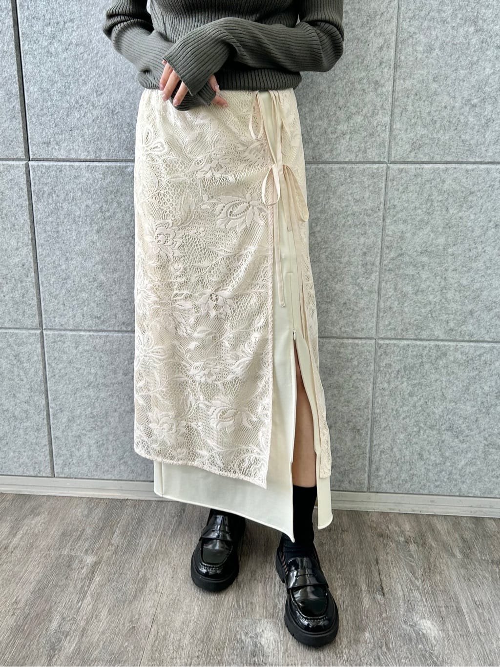 harunaさんの「CODE A｜slit jersey skirt」を使ったコーディネート