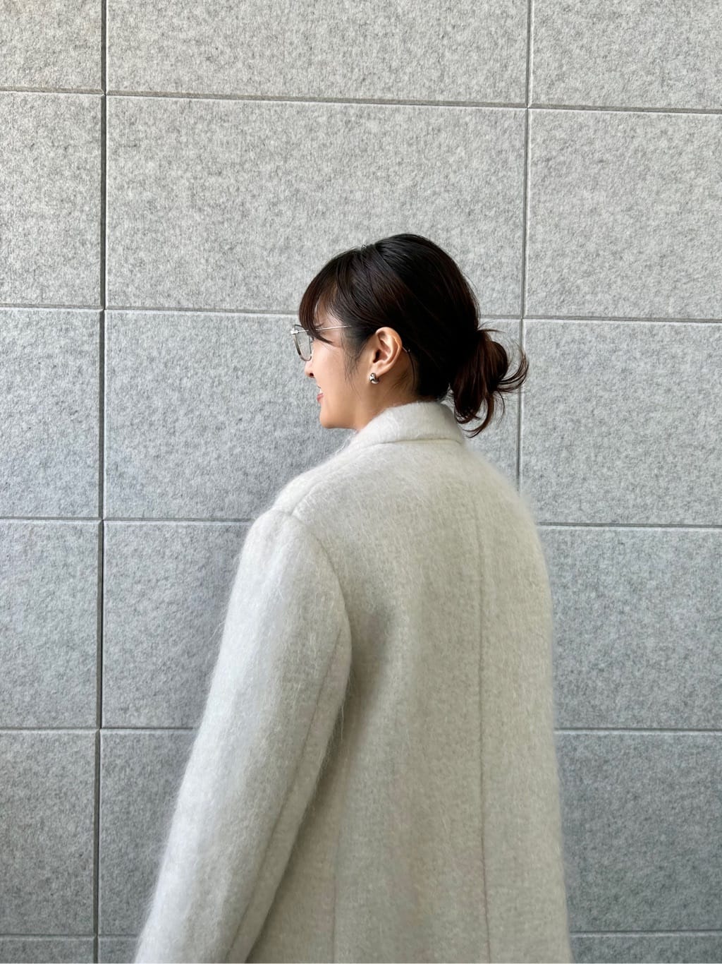 harunaさんの「CODE A｜shaggy jacket coat」を使ったコーディネート