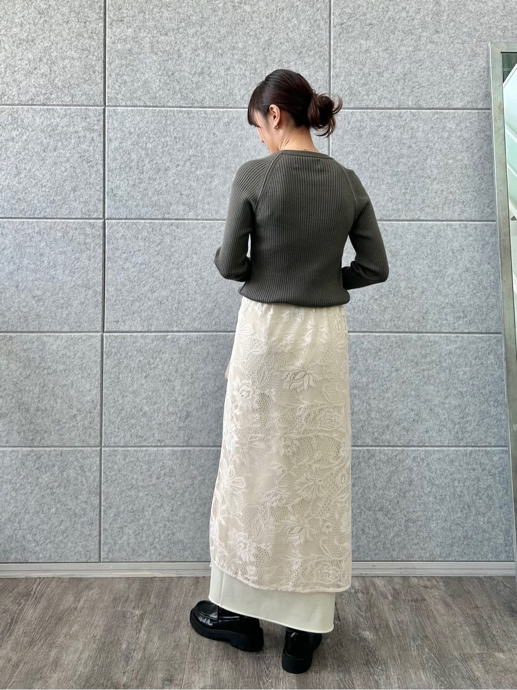 harunaさんの「CODE A｜slit jersey skirt」を使ったコーディネート