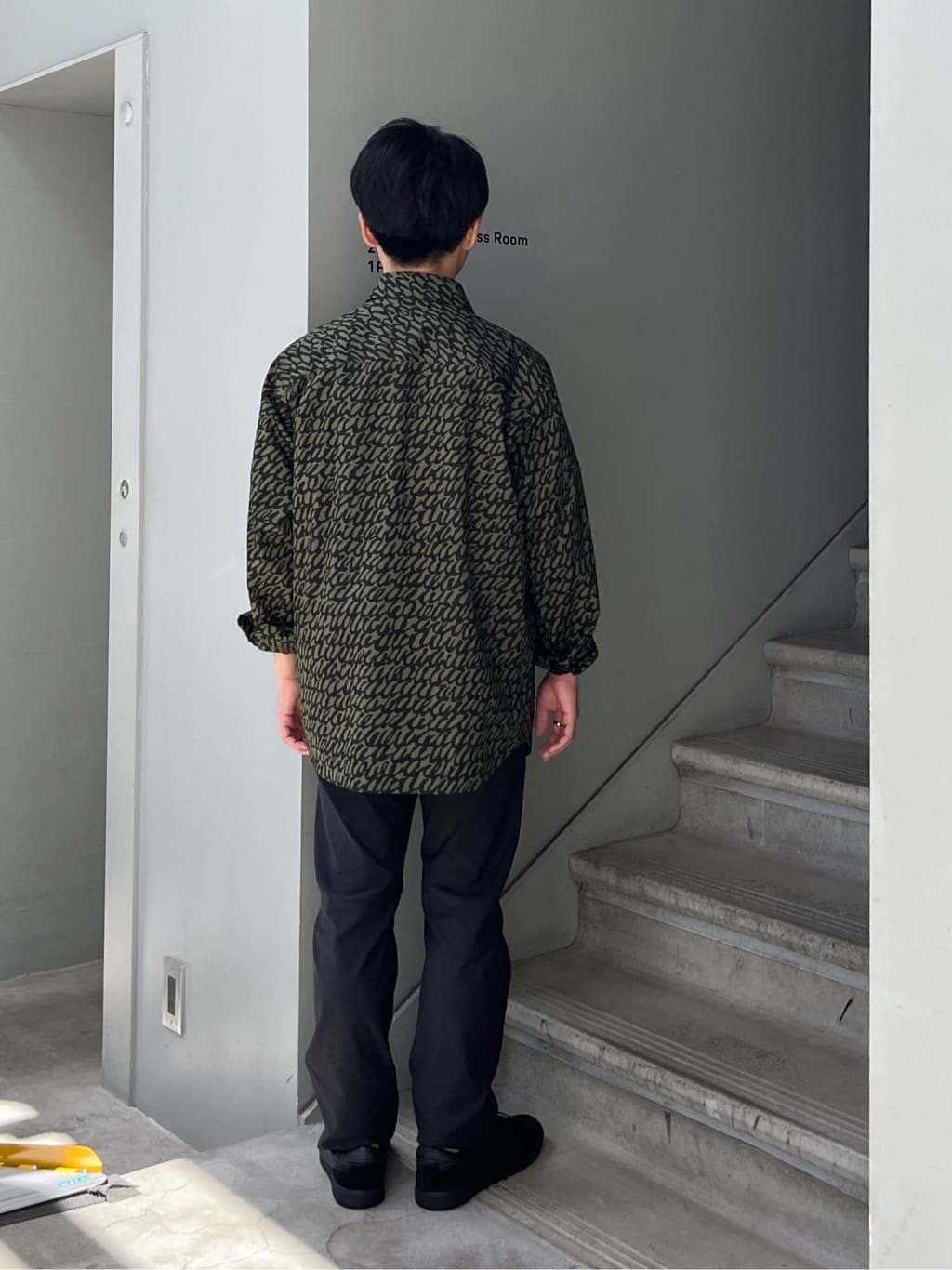 Namikiさんの「TAKEO KIKUCHI｜【Made in JAPAN】播州織 ストレッチ パンツ」を使ったコーディネート