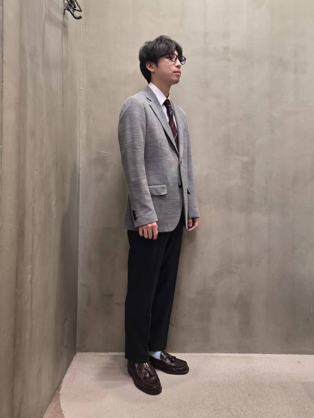 白木駆さんの「TAKEO KIKUCHI｜【Made in JAPAN】番千鳥ウィンドペン柄 ネクタイ」を使ったコーディネート