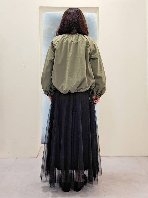 ふるさんの「grove｜【ふわっと心地よい足入れ】やわここち(R)Vカットパンプス」を使ったコーディネート