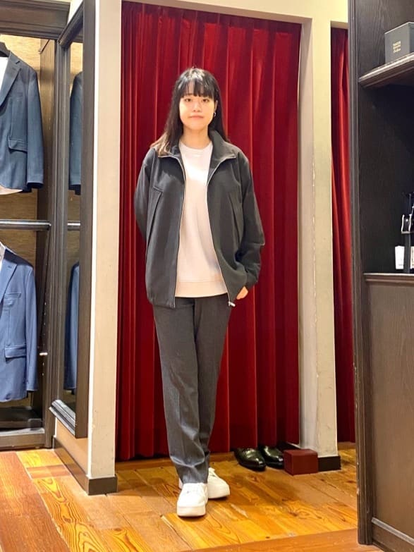 かわぴーさんの「TAKEO KIKUCHI｜【ONOFF対応】TRダブルニット ストレッチパンツ」を使ったコーディネート