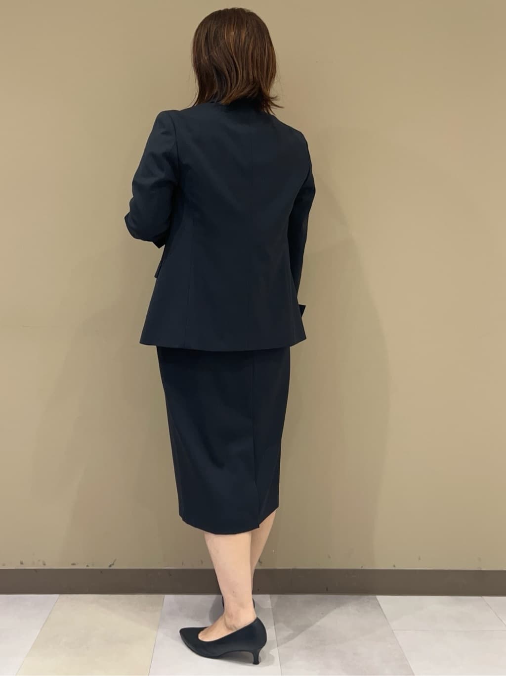 fukuさんの「UNTITLED｜【洗える通勤スーツ】レジェールギャバ ストレッチテーラードジャケット」を使ったコーディネート