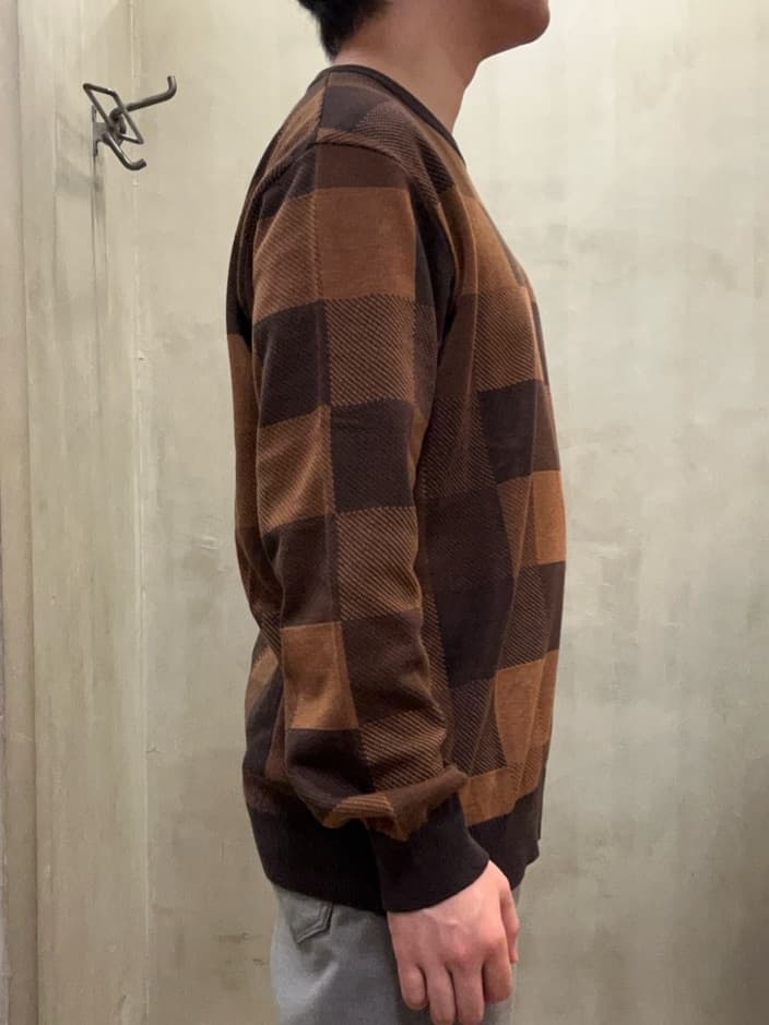 コウノ モトヤさんの「TAKEO KIKUCHI｜【Made in JAPAN】播州織 ストレッチ パンツ」を使ったコーディネート