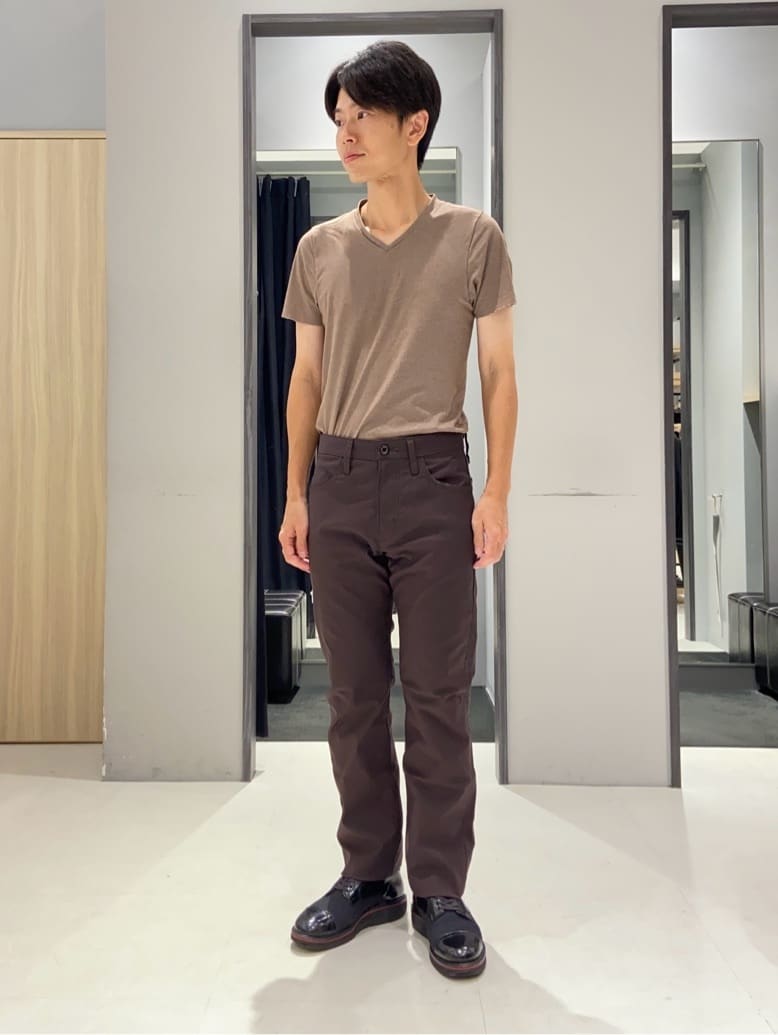 わいずみさんの「TAKEO KIKUCHI｜ハットモチーフ ジャカード ストライプ シャツ」を使ったコーディネート
