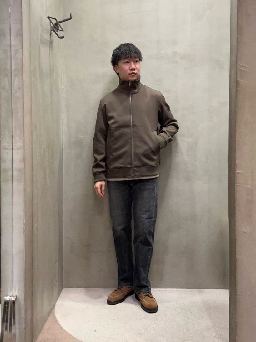コウノ モトヤさんの「TAKEO KIKUCHI｜【モンスターストレッチ】日本製 ウォッシュド デニムパンツ」を使ったコーディネート