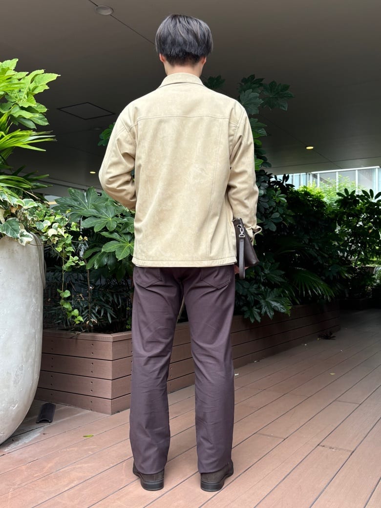 圭哉さんの「TAKEO KIKUCHI｜【Made in JAPAN】播州織 ストレッチ パンツ」を使ったコーディネート