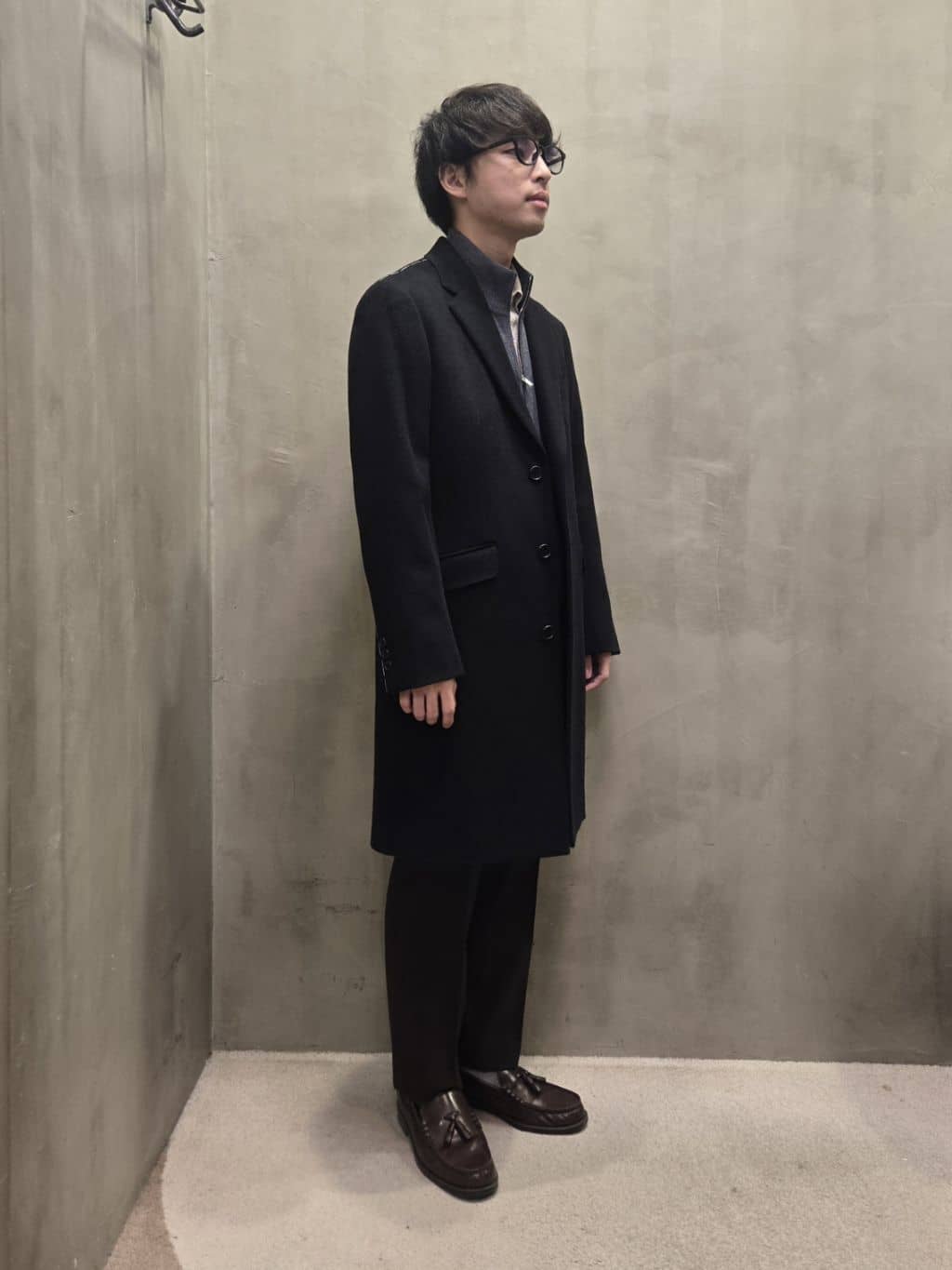 白木駆さんの「TAKEO KIKUCHI｜ウールカシミヤブレンド チェスターコート」を使ったコーディネート