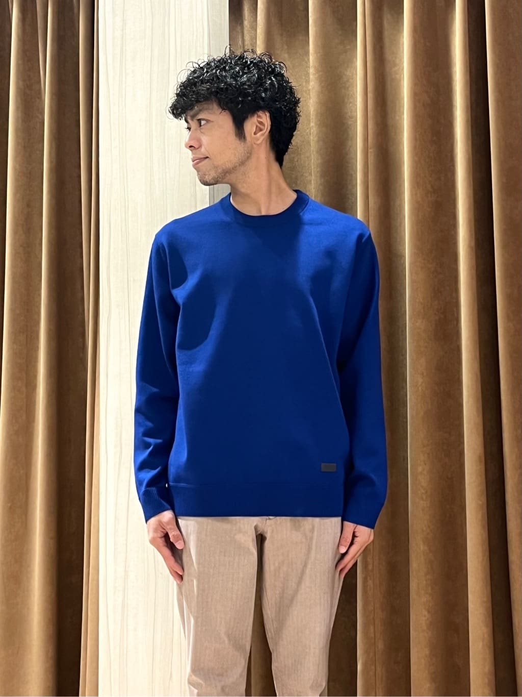 URAさんの「TAKEO KIKUCHI｜【Made in JAPAN】播州織 ヘリンボン ストレート パンツ」を使ったコーディネート